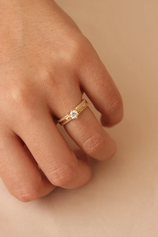 anillo-de-compromiso-en-oro-46