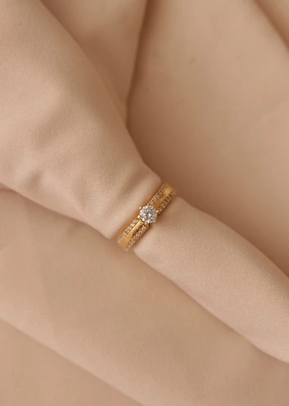 anillo-de-compromiso-en-oro-46