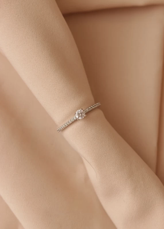 anillo-de-compromiso-en-oro-52